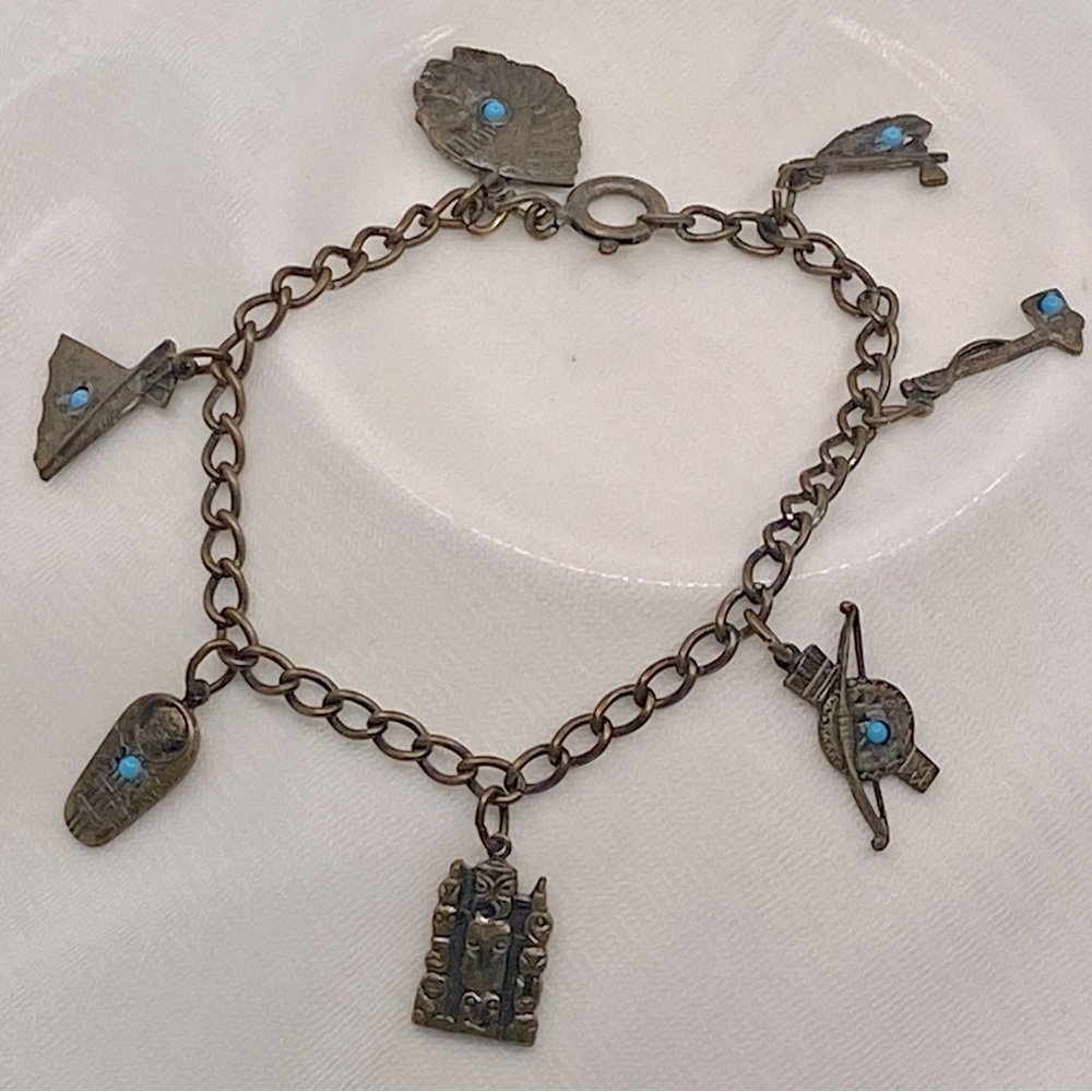 Native American turquoise charm bracelet